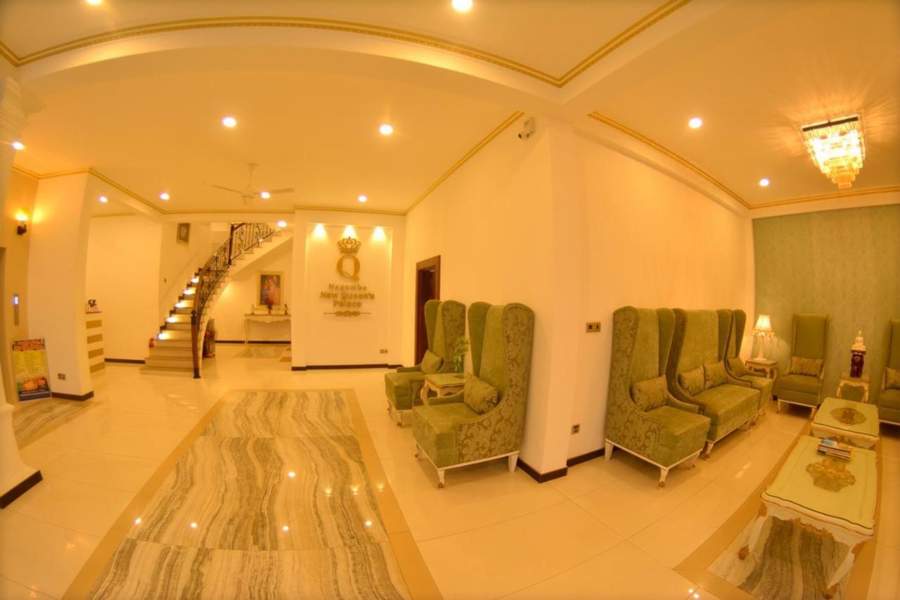 Negombo New Queen'S Palace ภายนอก รูปภาพ